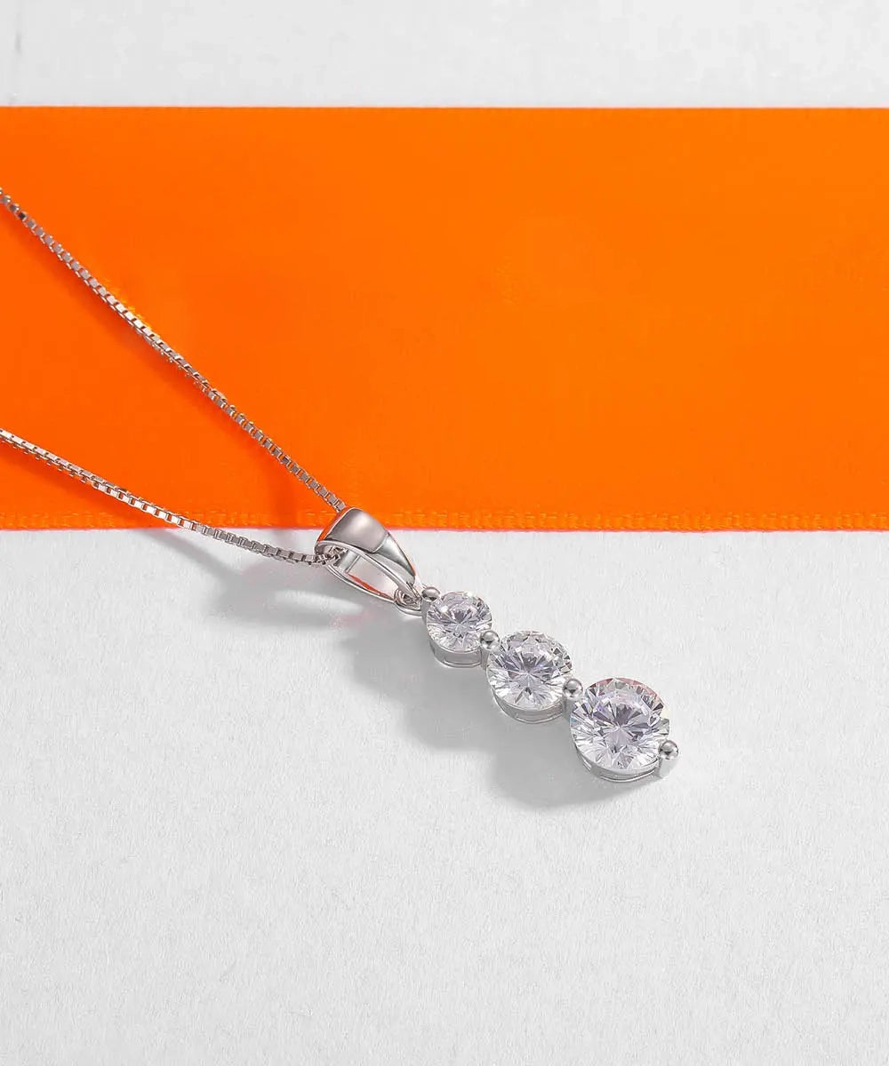 Trinity Necklace Bijoux™